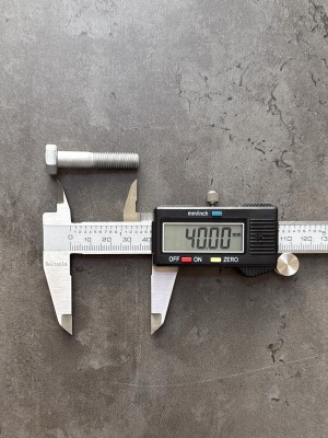 Болт М8х40 1/60440/21