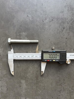 Болт М8х70х1,25 ГОСТ 7798-70 класс прочности 8.8 оцинкованный