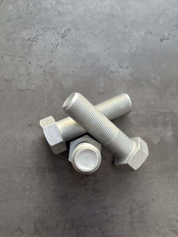 Болт М20х70х1,5 ГОСТ 7798-70 класс прочности 8.8 оцинкованный