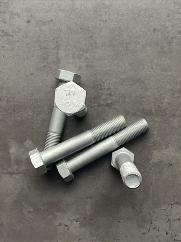 Болт М12х75х1,25 ГОСТ 7798-70 класс прочности 10.9 оцинкованный