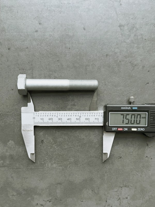 Болт М12х75х1,25 ГОСТ 7798-70 класс прочности 10.9 оцинкованный