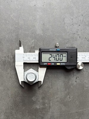 Болт М16х42х1,5 853025