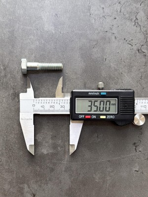 Болт М8х35 1/60439/21