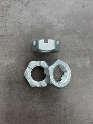 Гайка корончатая, прорезная низкая М27х2 ГОСТ 5919-73, класс прочности 10, покрытие цинк