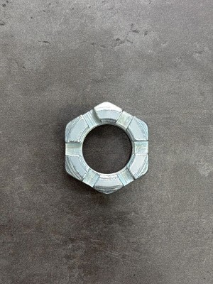 Гайка корончатая, прорезная низкая М27х2 DIN 937, класс прочности 10