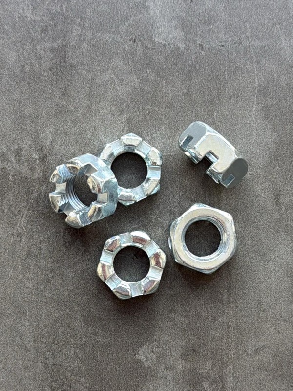 Гайка корончатая, прорезная низкая М12х1,25 ГОСТ 5919-73, покрытие цинк