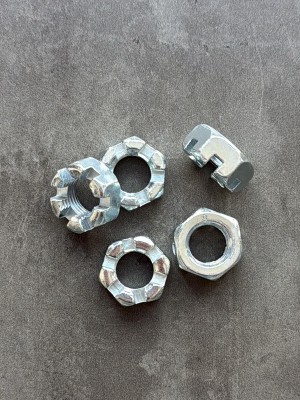 Гайка корончатая, прорезная низкая М16 ГОСТ 5933-73 класс прочности 10