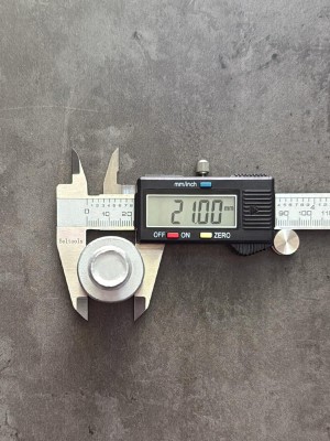Болт фланцевый М16х50х1,5 8.8 оц. DIN 6921 без насечек
